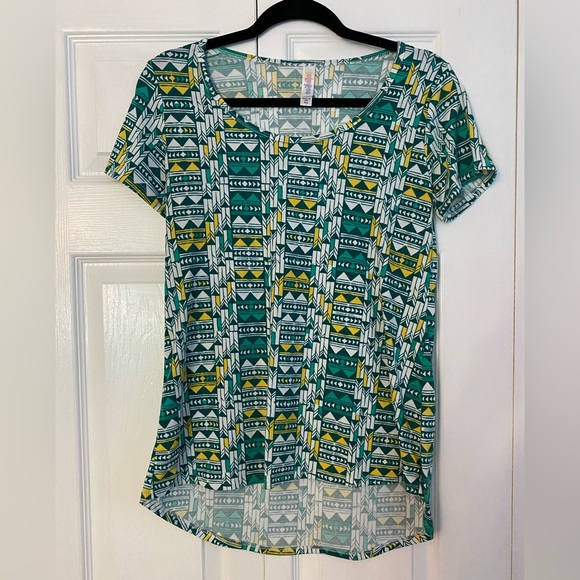 LuLa Roe Classic-T - Picture 1 of 2